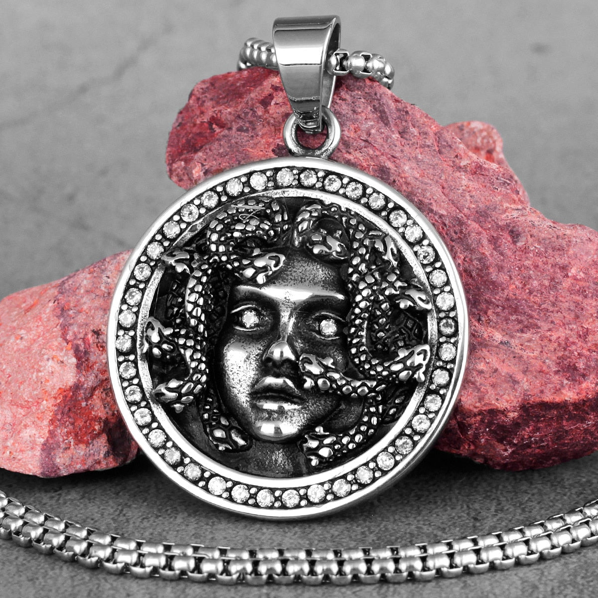 Colar Medusa | Pingente de Proteção da Mitologia Grega da Górgona | Amuleto de Adoração Pagã da Górgona | Joias da Bruxa Gorgo