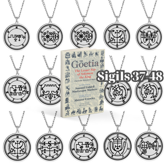 Colar com Pingente de Prata com Selos dos 72 Espíritos da Chave Menor de Salomão (Sigilos 37-48)