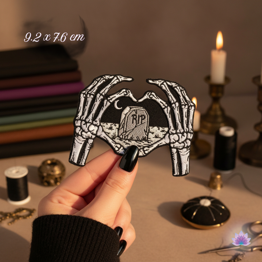 Spooky Embroidered Iron-On Patches, Witchy Applique Badges for Clothes, Jackets, Backpacks and Jeans DIY Repair & Decoration - 45 Assorted Styles