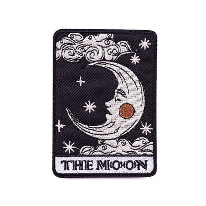 Cat Tarot Card Patch | Funny Kitty Iron On Patches | Occult Embroidered Stickers For Clothing | Witchy Sewing Thermo Adhesive Applique | Apollo Tarot Shop