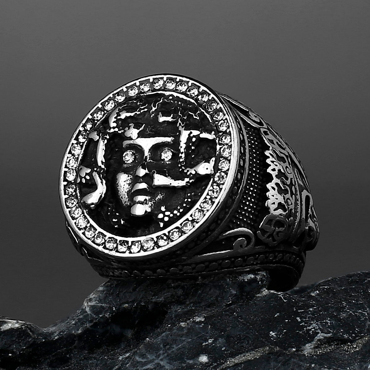 Medusa Ring | Greek Mythology Gorgon Protection Amulet | Gorgoneion Pagan Worship Jewelry | Gorgo Witchy Accessory | Apollo Tarot Shop