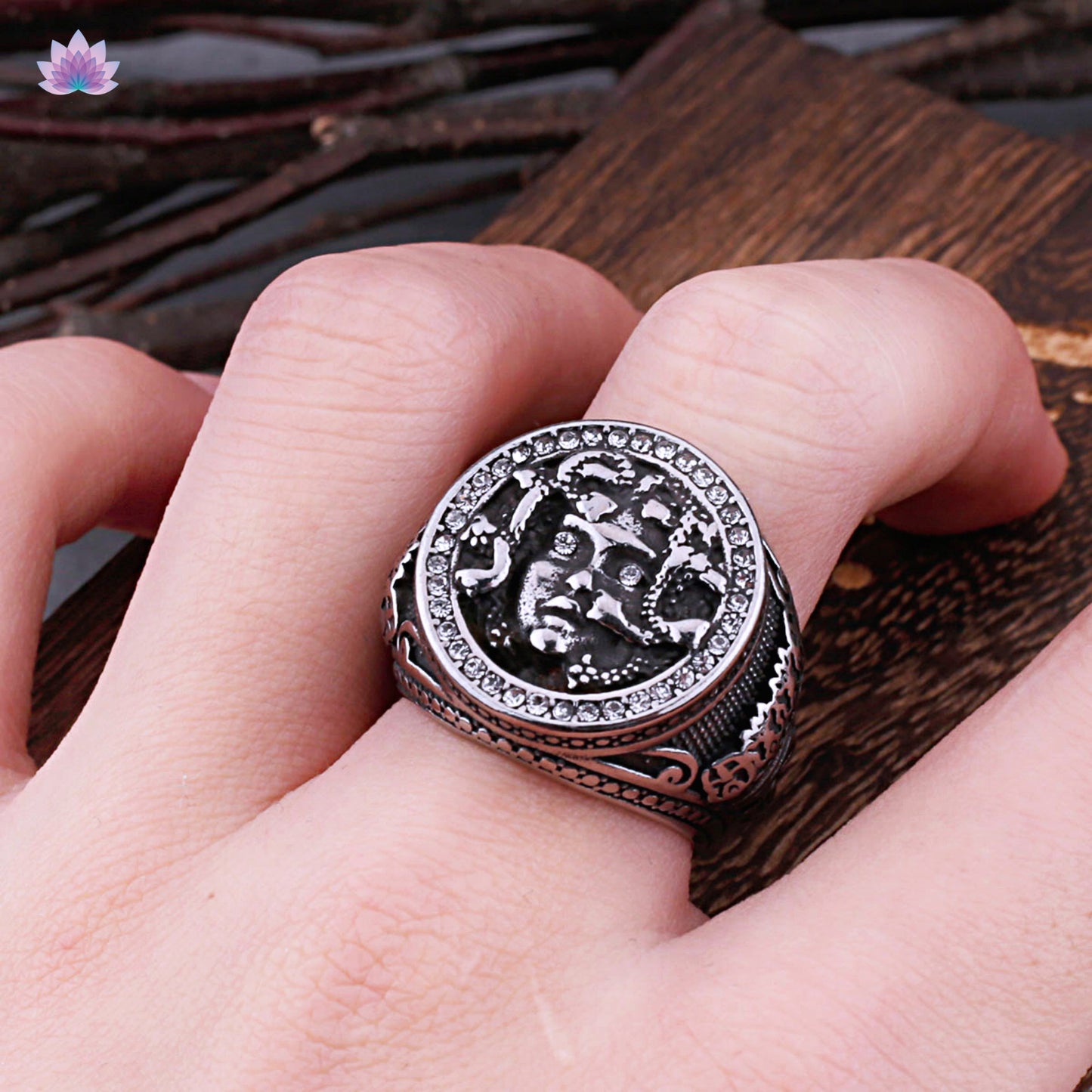 Medusa Ring | Greek Mythology Gorgon Protection Amulet | Gorgoneion Pagan Worship Jewelry | Gorgo Witchy Accessory | Apollo Tarot Shop